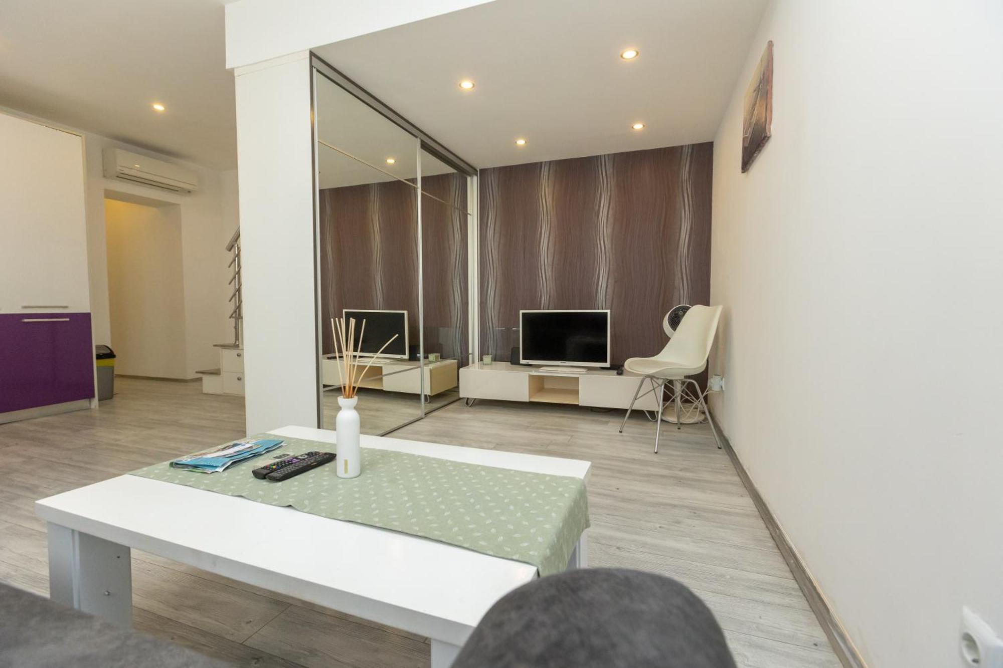 Alpha Loft 1Br Apartment In Center ซาดาร์ ภายนอก รูปภาพ